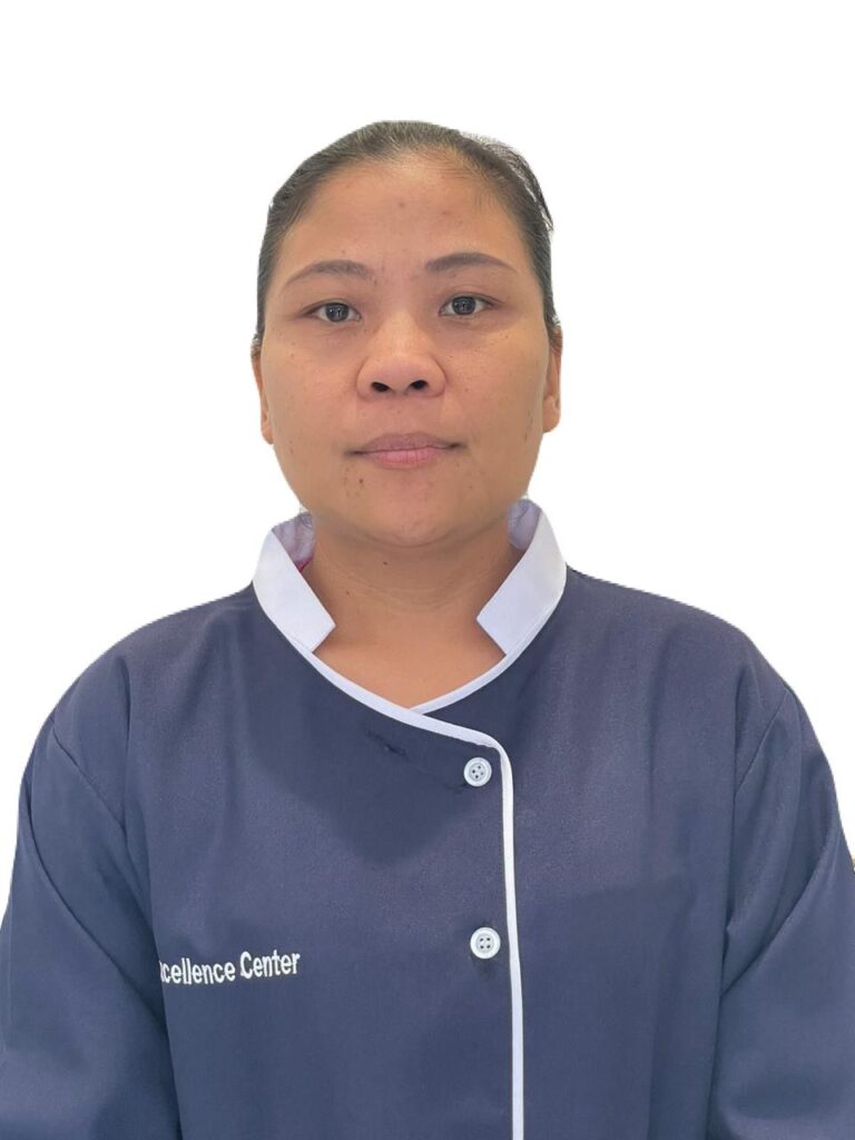 Filipino maid - Kristine