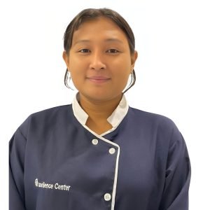 Hlaing-War-War-Myanmar-Housemaid